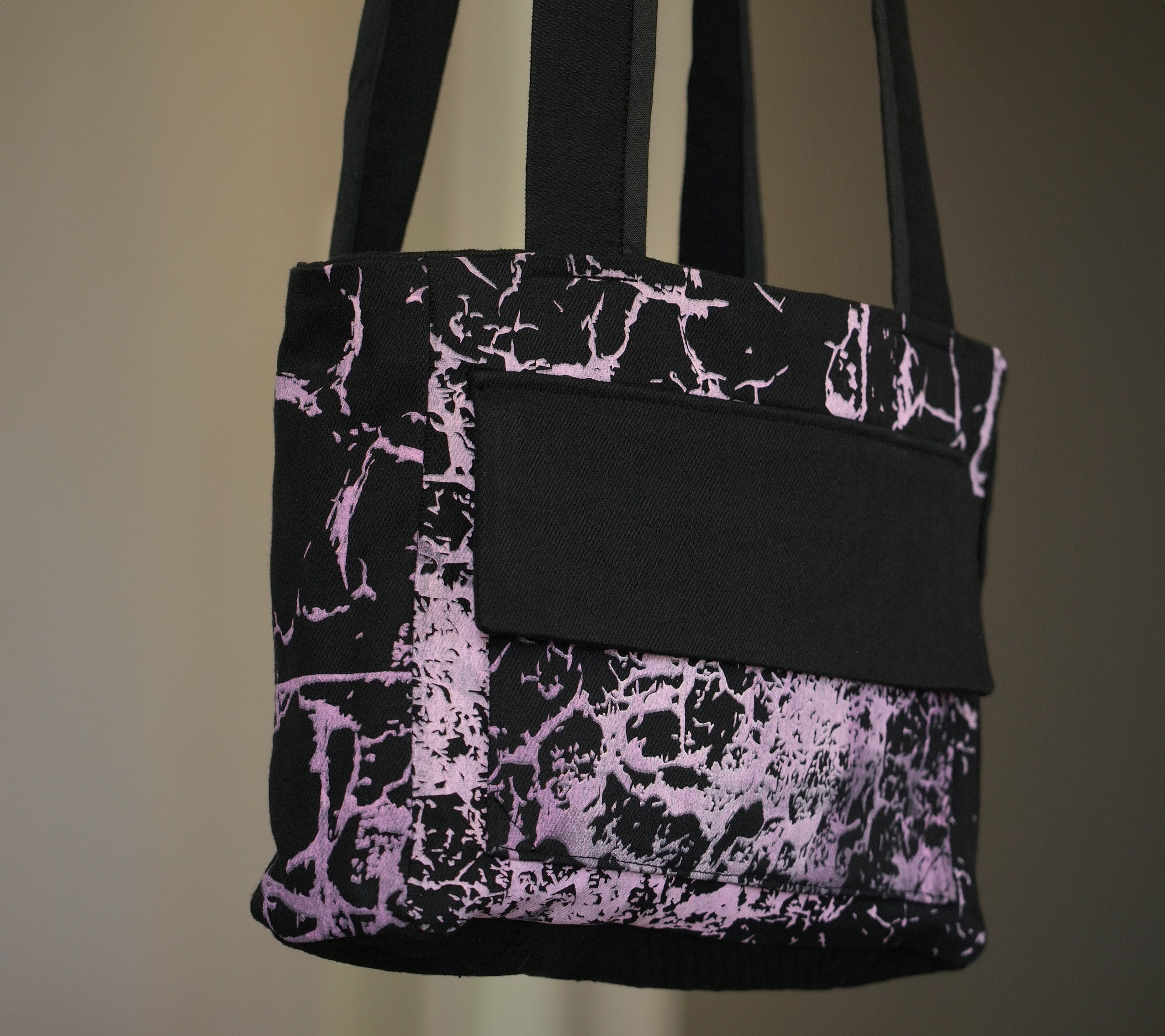 PINK CRACKLE MESSENGER BAG - Sold Out