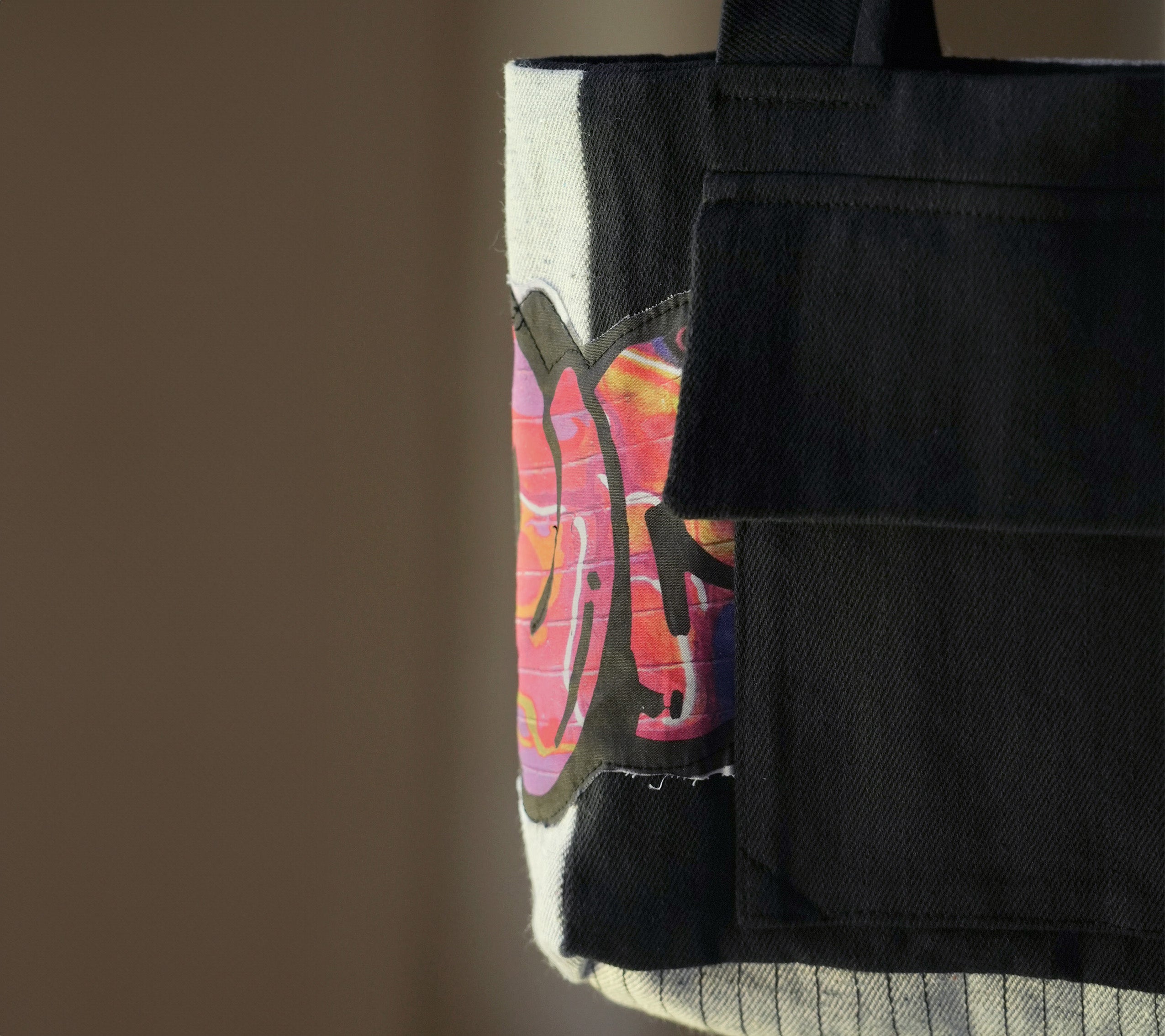 GRAFFITI MESSENGER BAG - Sold Out