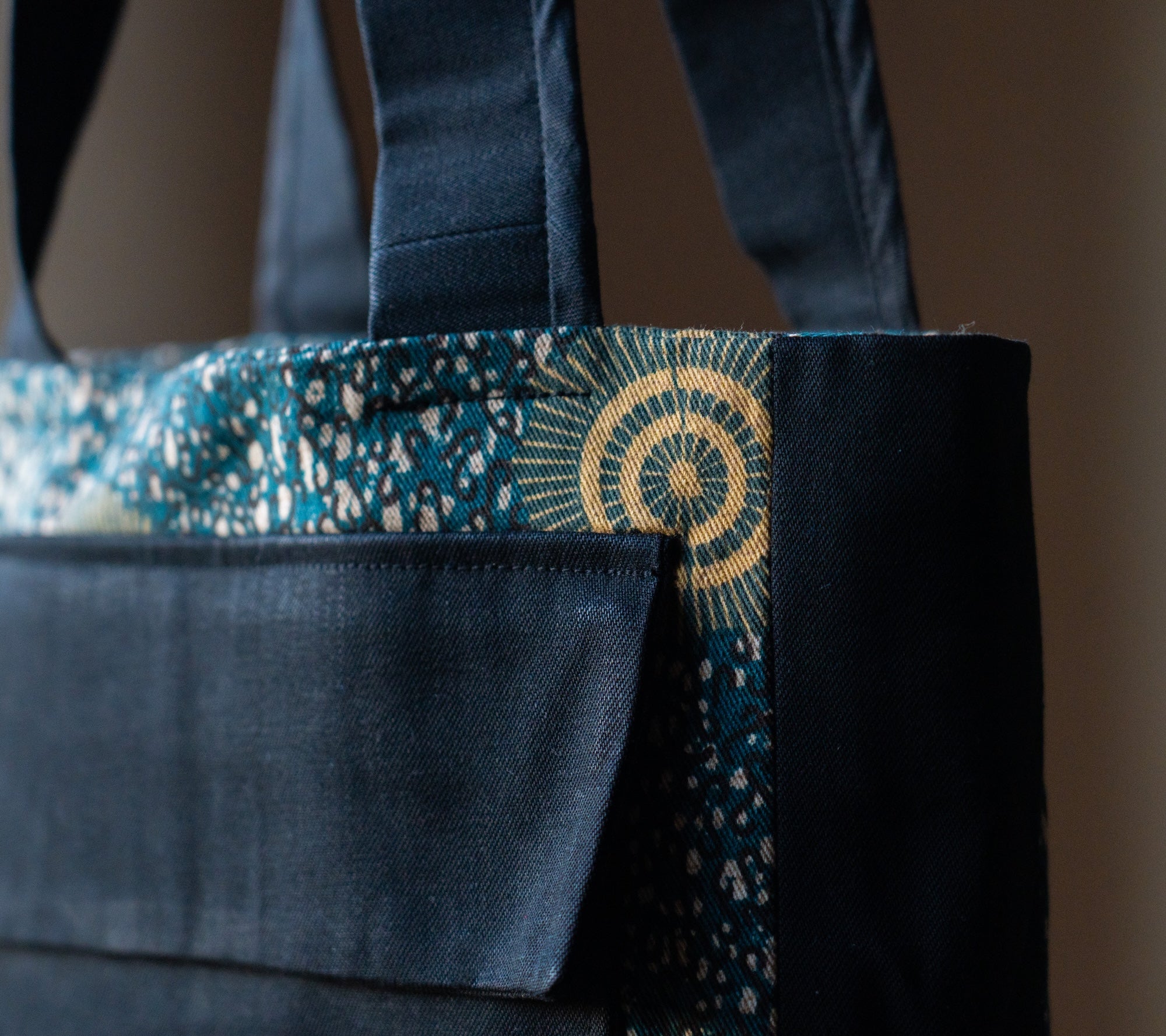 Print & Black splice